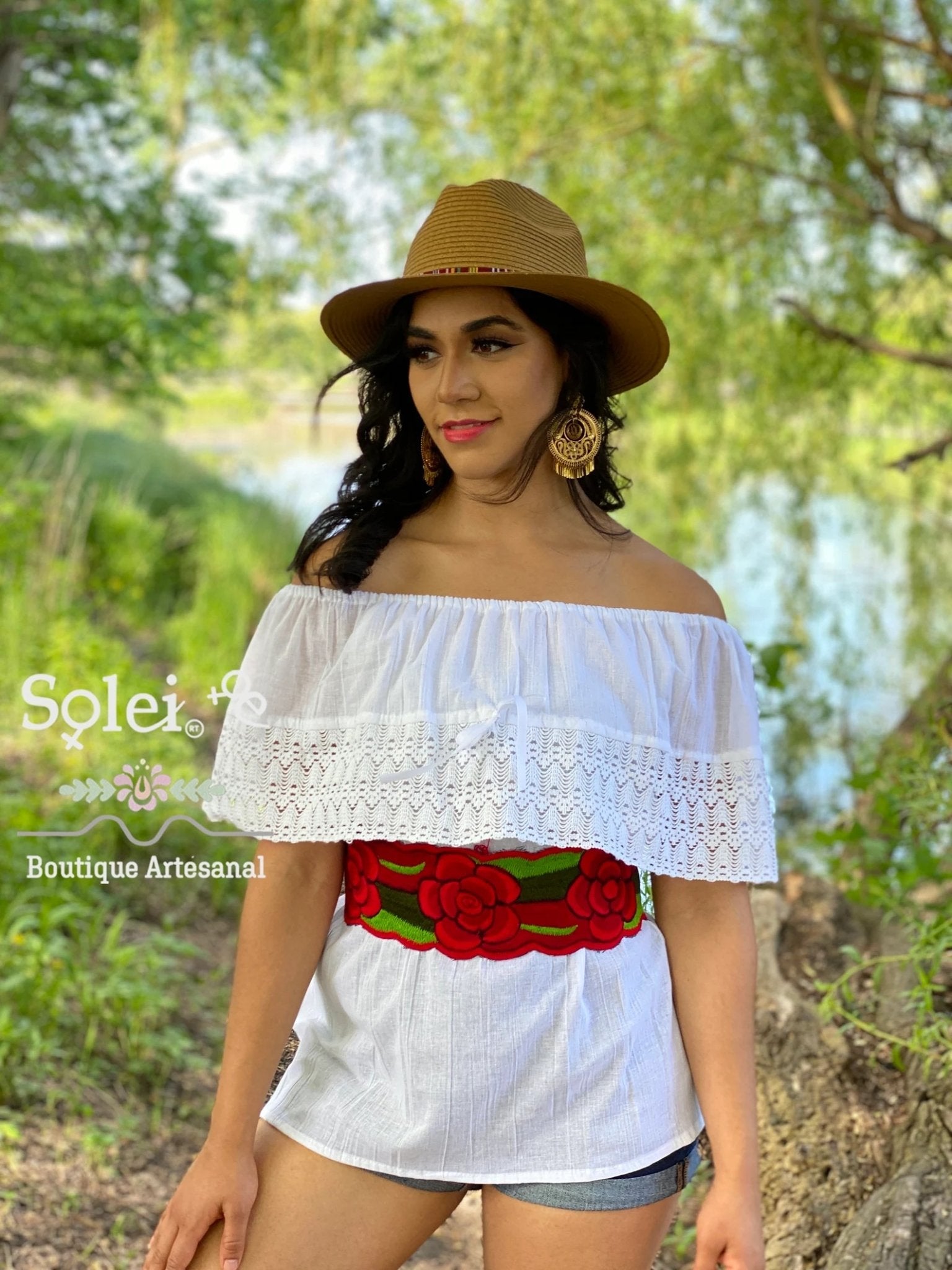 Mexican Floral Embroidered Belt. Cinto Bordado Floral - Solei Store