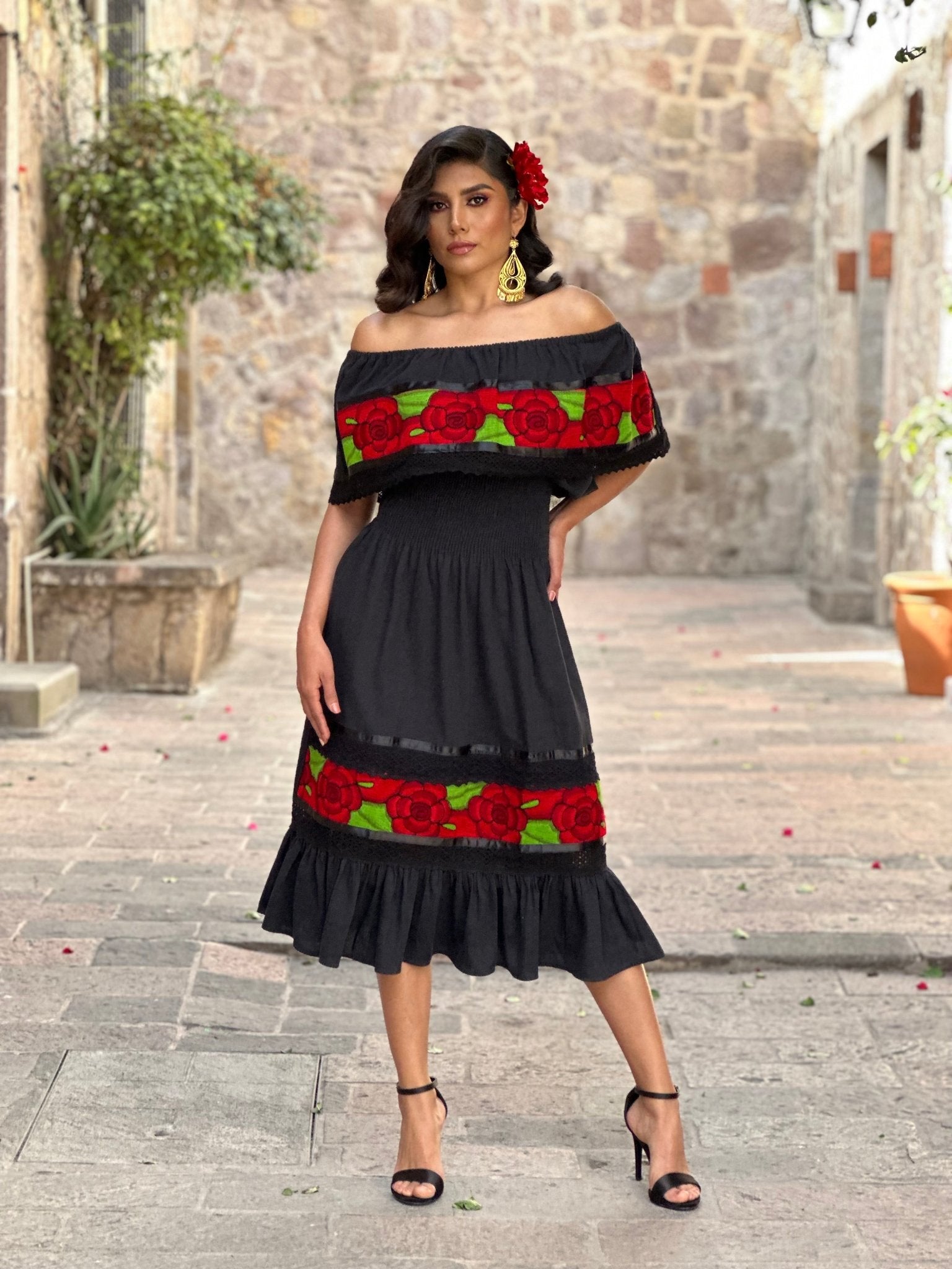 Mexican Floral Embroidered Dress. Vestido Camila Rojo - Solei Store