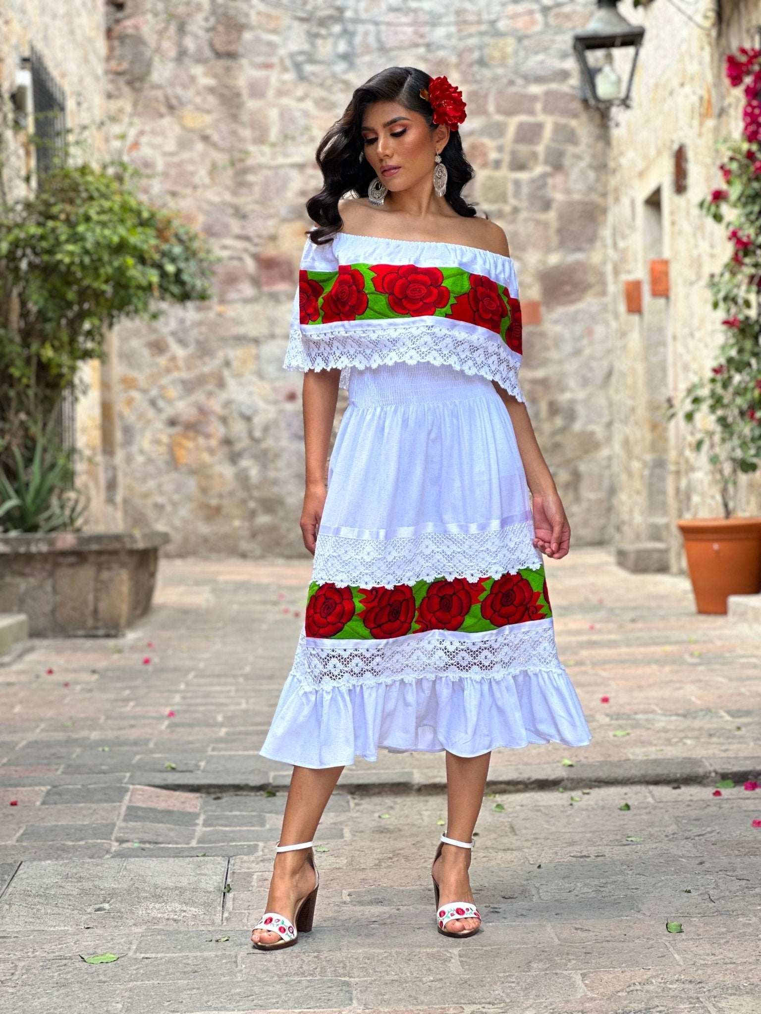 Mexican Floral Embroidered Dress. Vestido Camila Rojo - Solei Store