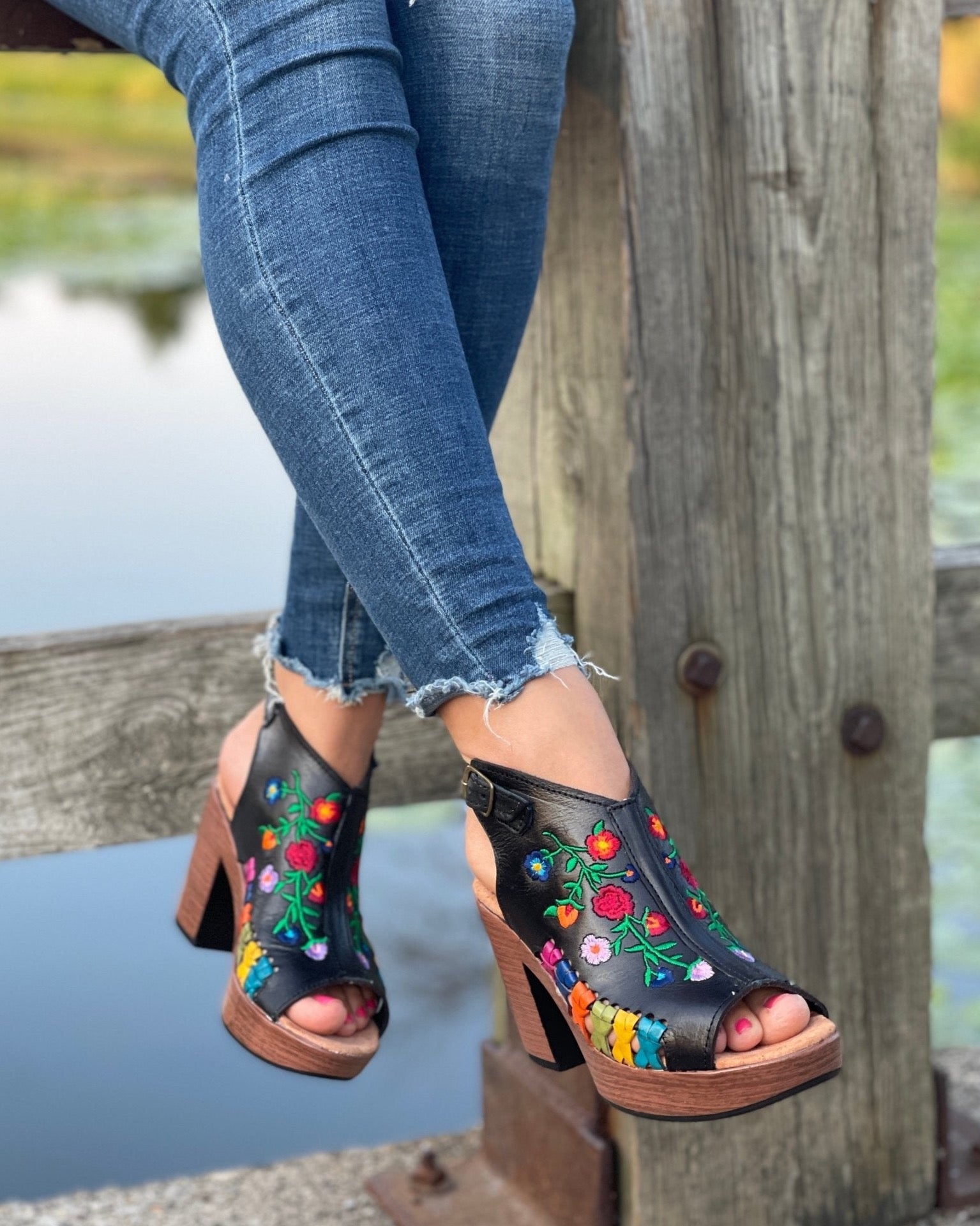 Mexican Floral Embroidered Heels. Kenia Heels - Solei Store