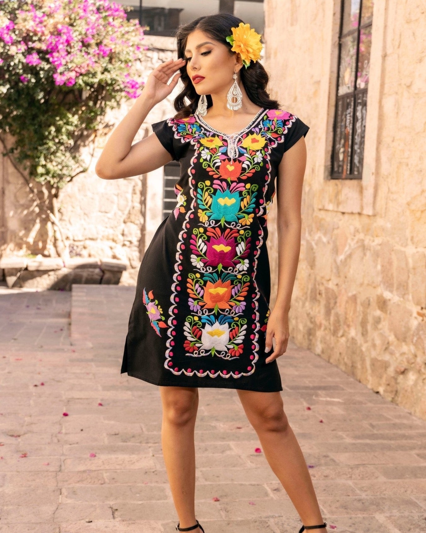 Mexican Floral Embroidered Kimono Dress. Vestido Kimono Flores Corto - Solei Store