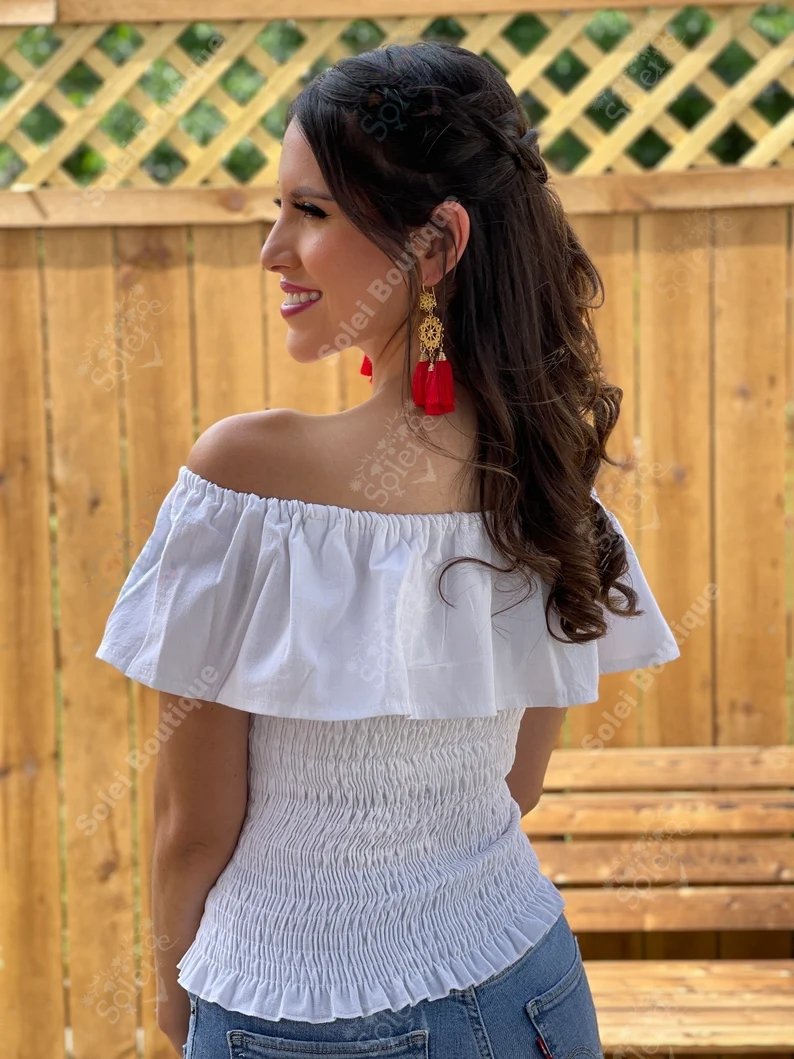 Mexican Floral Embroidered Off the Shoulder Crop Top. Crop Top Zinacatan Red - Solei Store