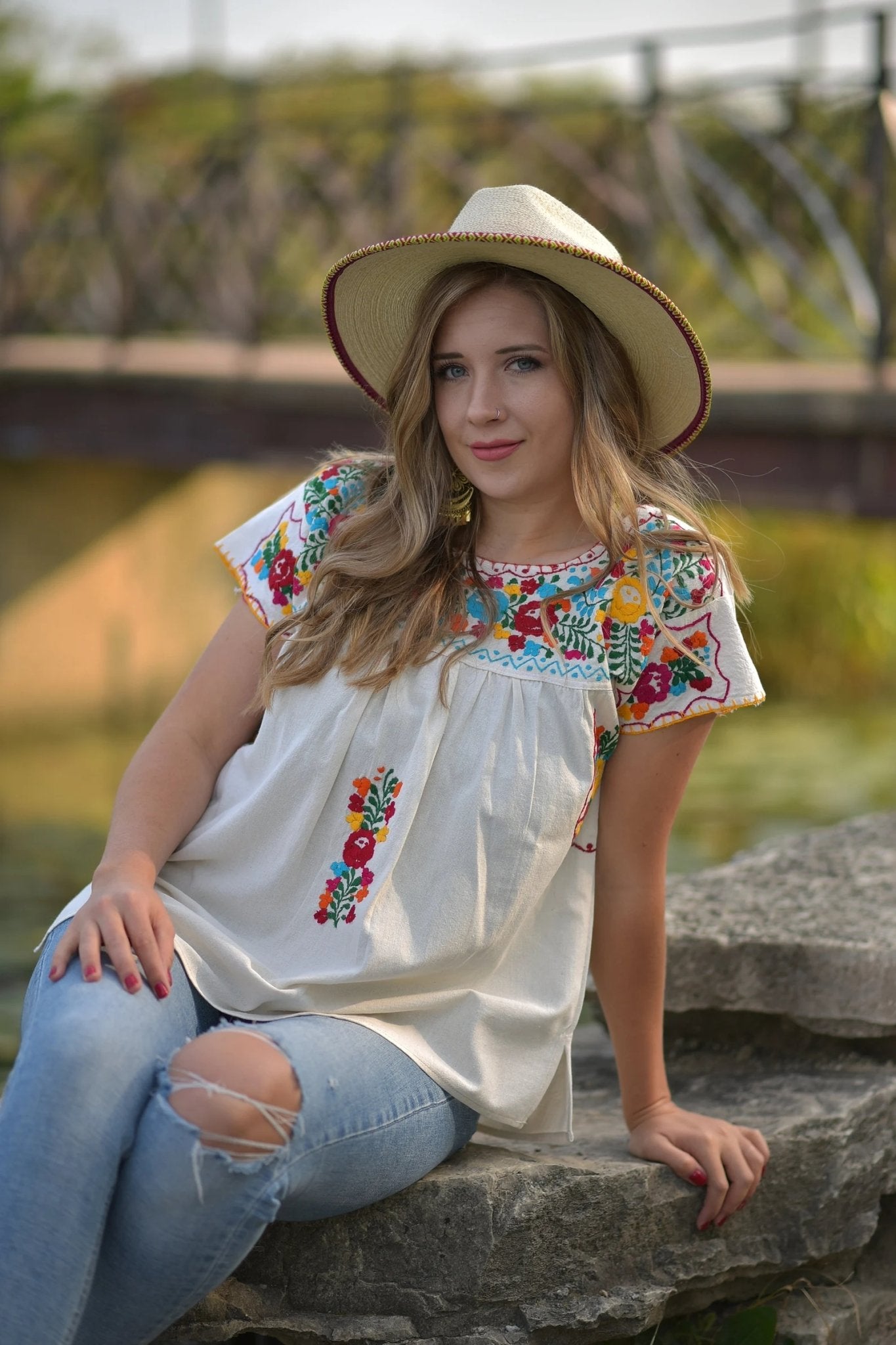 Mexican Floral Embroidered Tunic Blouse. Blusa Toña. - Solei Store