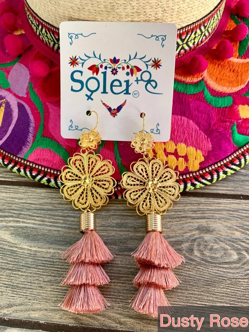 Mexican Floral Filigree Earrings. Artisanal Mexican Earrings. Arete Flor - Solei Store