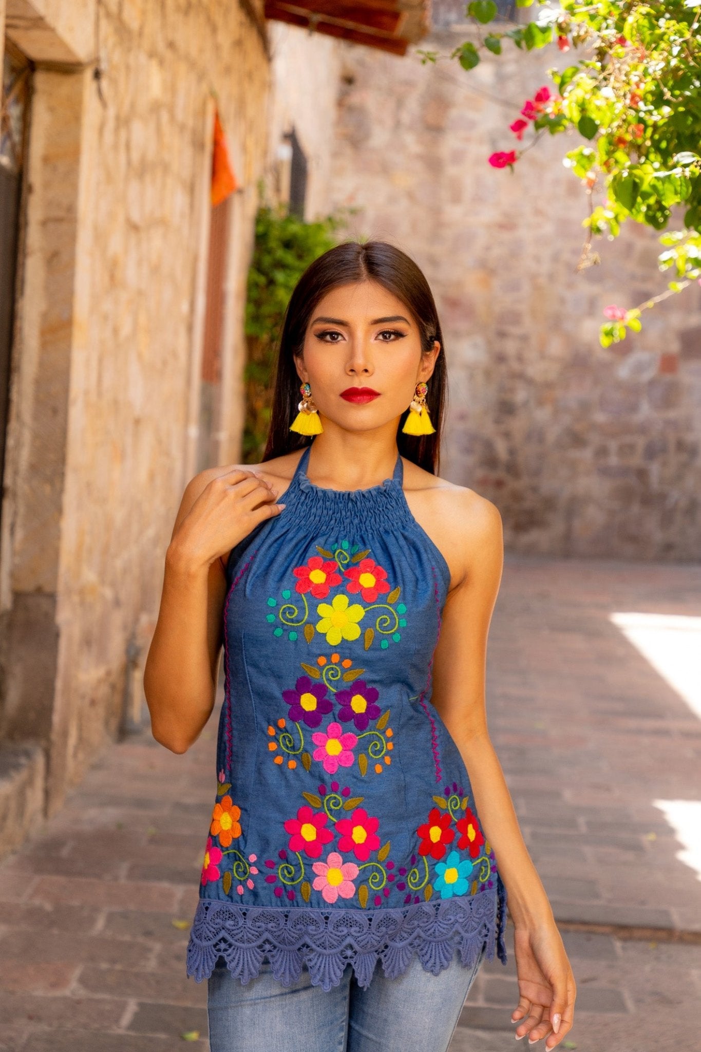 Mexican Hand Embroidered Floral Halter Blouse. Blusa Halter Vanessa - Solei Store