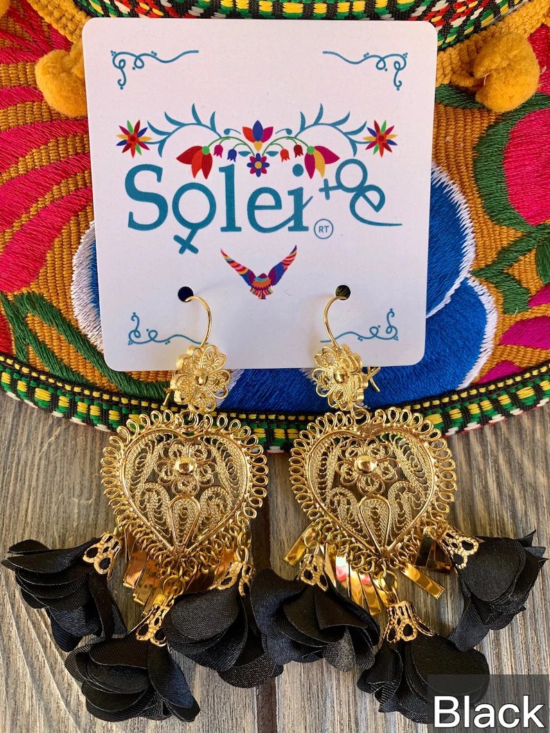Mexican Heart Filigree Earrings. Gold Plated Filigree. Traditional Mexican Earrings. Arete Corazon Flores - Solei Store