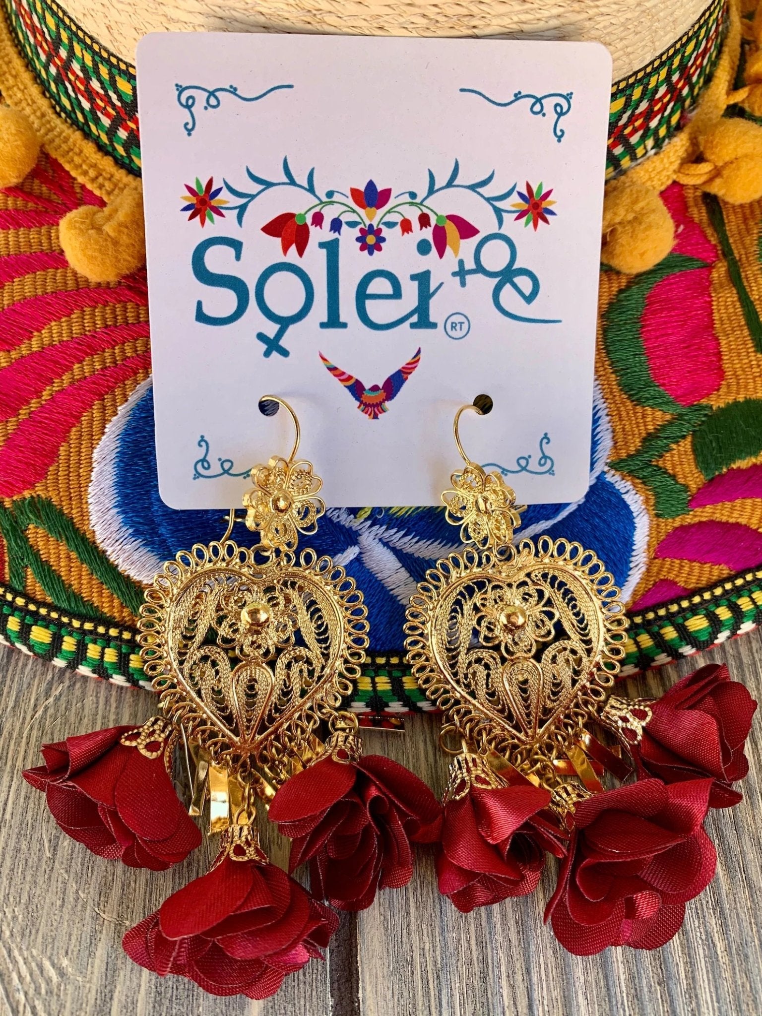 Mexican Heart Filigree Earrings. Gold Plated Filigree. Traditional Mexican Earrings. Arete Corazon Flores - Solei Store