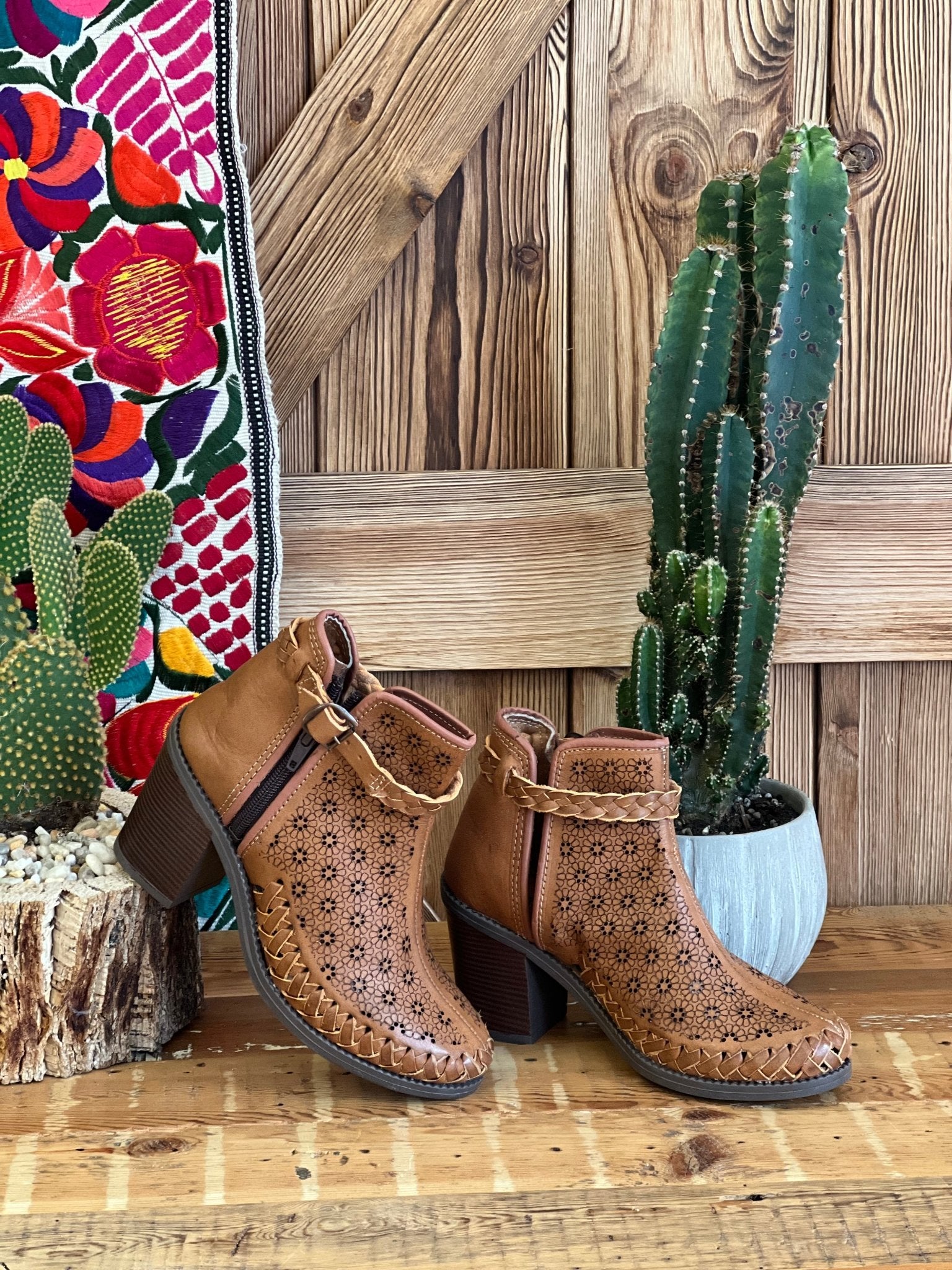 Mexican Leather Ankle Boots. Roxana Ankle Boots - Solei Store