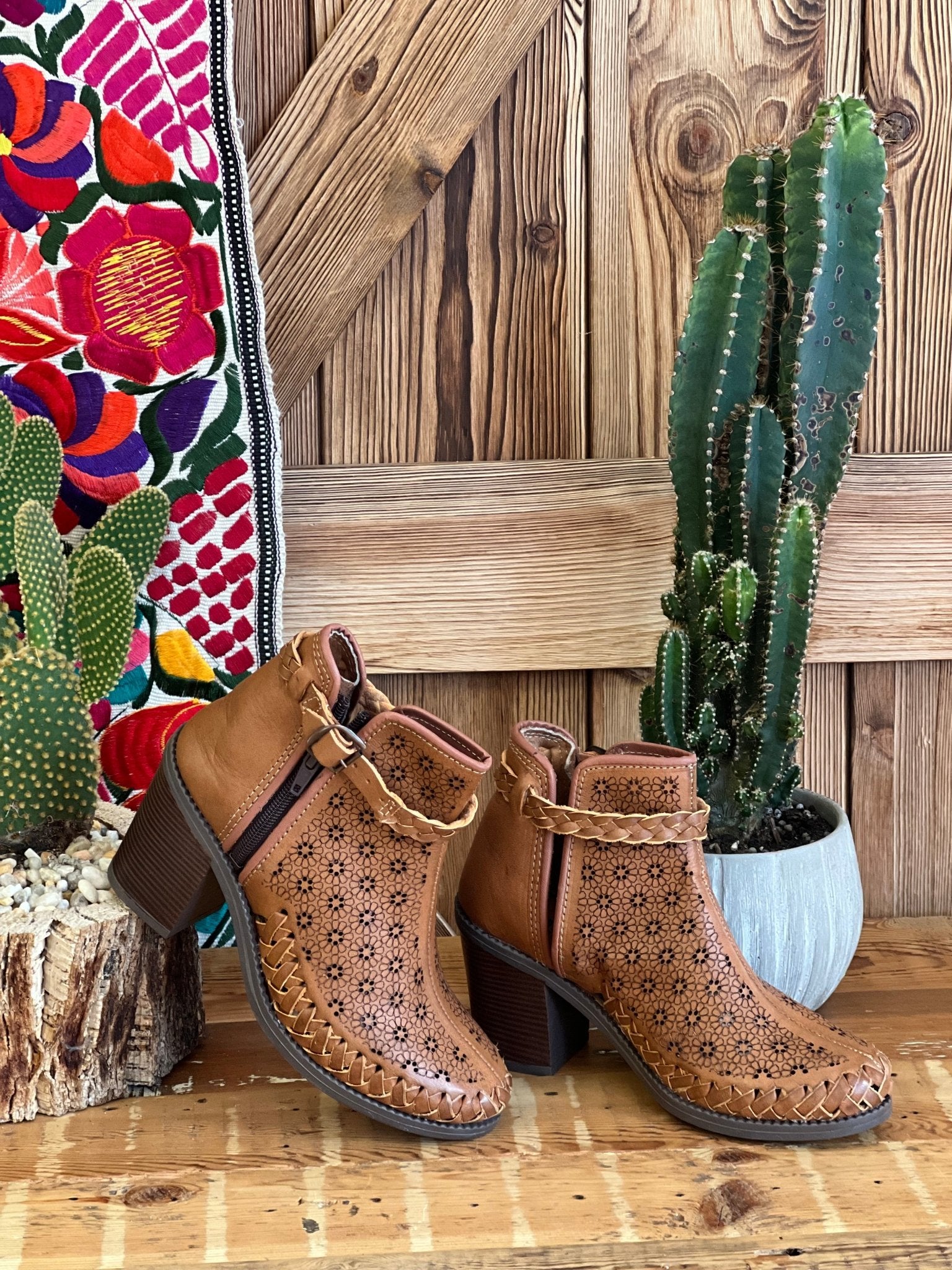 Mexican Leather Ankle Boots. Roxana Ankle Boots - Solei Store