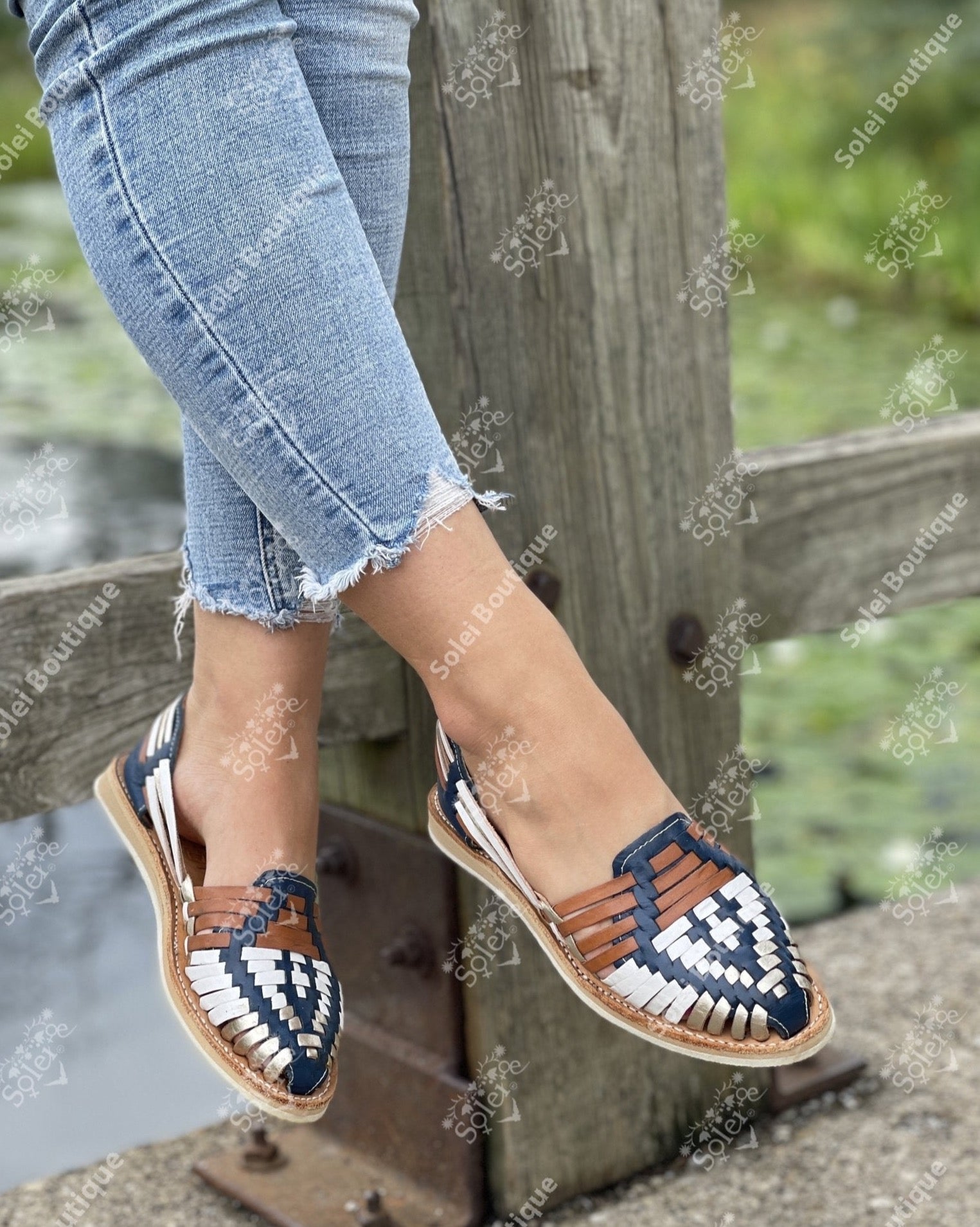 Mexican Multicolor Leather Flats. Slip On Flats. Huarache Matilde. - Solei Store