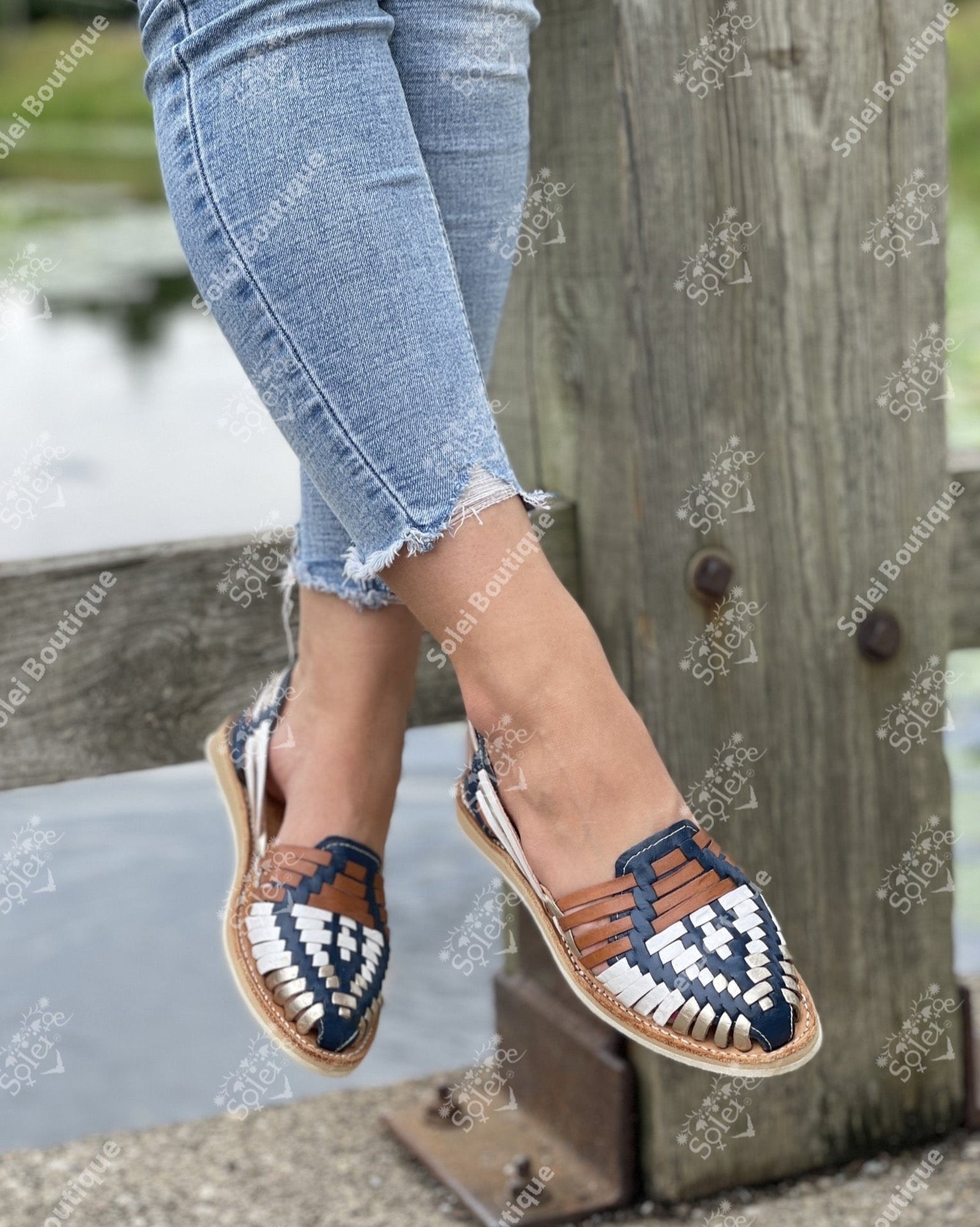 Mexican Multicolor Leather Flats. Slip On Flats. Huarache Matilde. - Solei Store