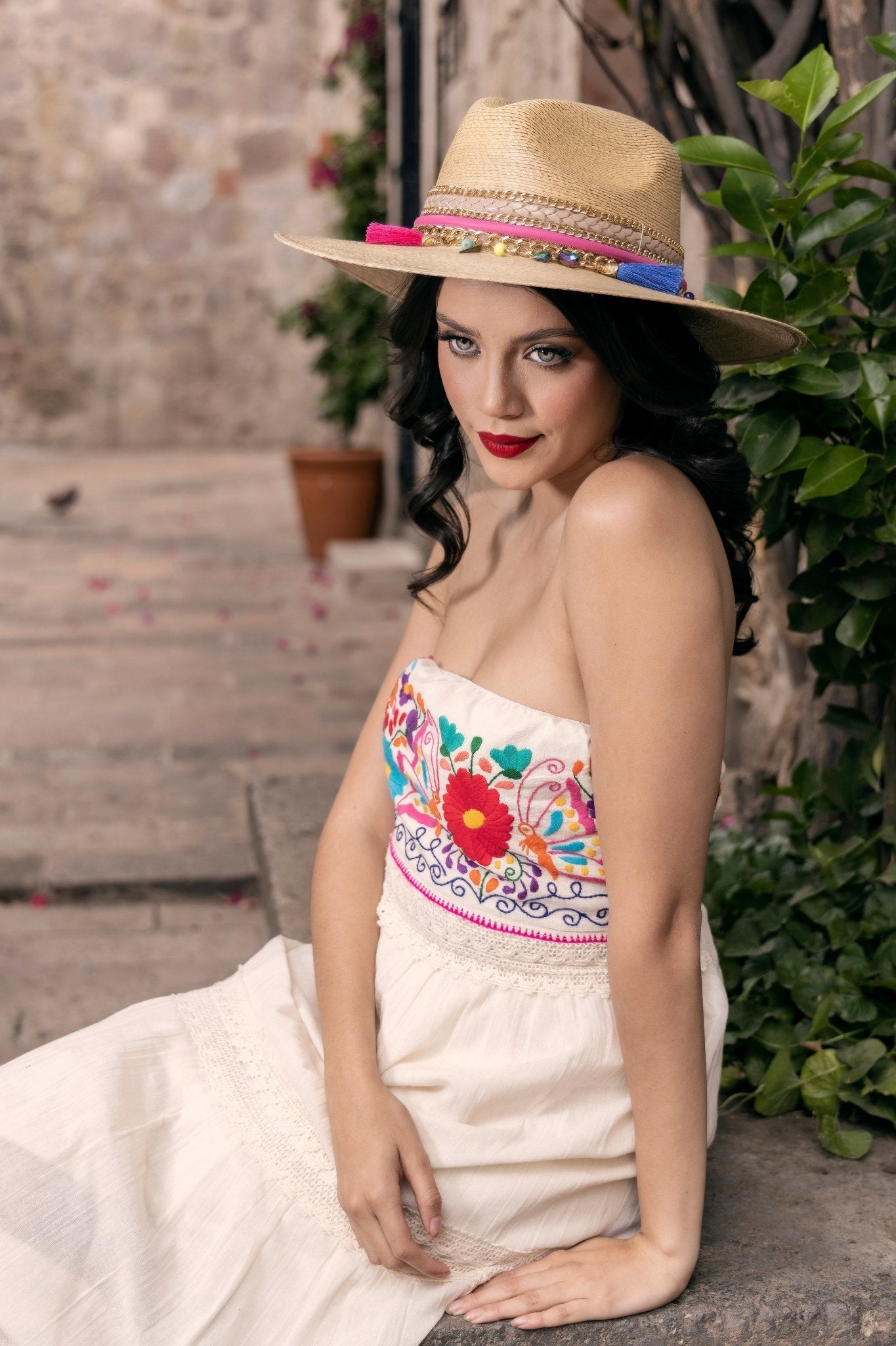 Mexican Palm Hat with Charms. Sombrero Mayra. - Solei Store