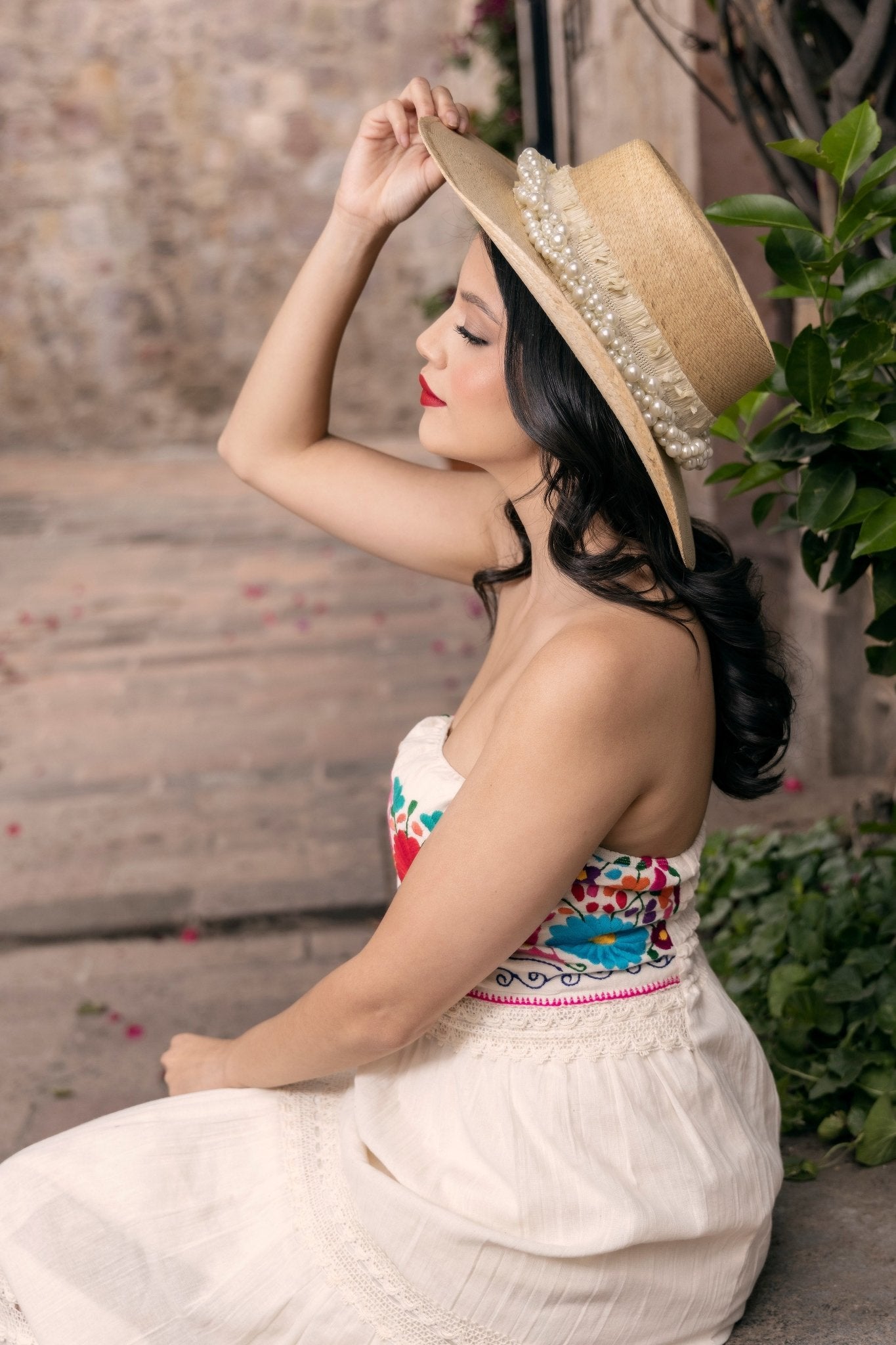 Mexican Palm Hat with Pearls. Sombrero Paula. - Solei Store