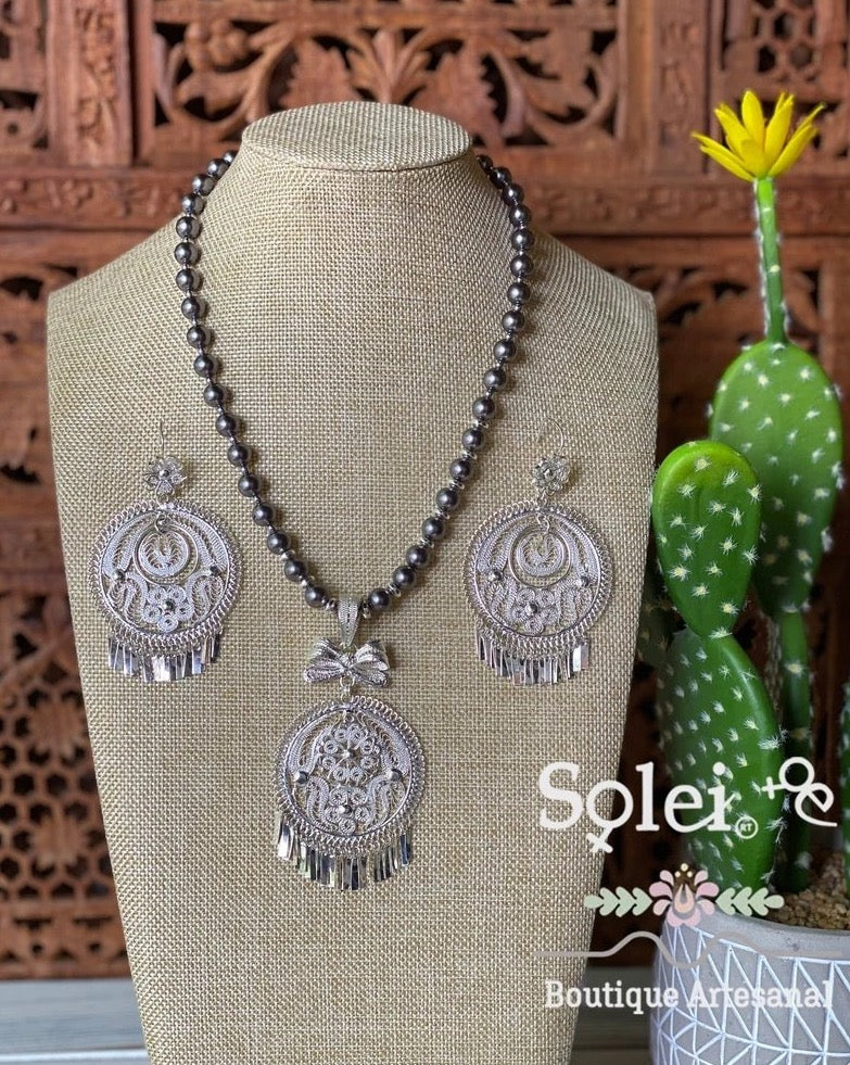 Mexican Silver Filigree Choker and Earrings. Traditional Mexican Jewelry. Elegant Choker Necklace. Encaje Redondo Perlas Plata - Solei Store