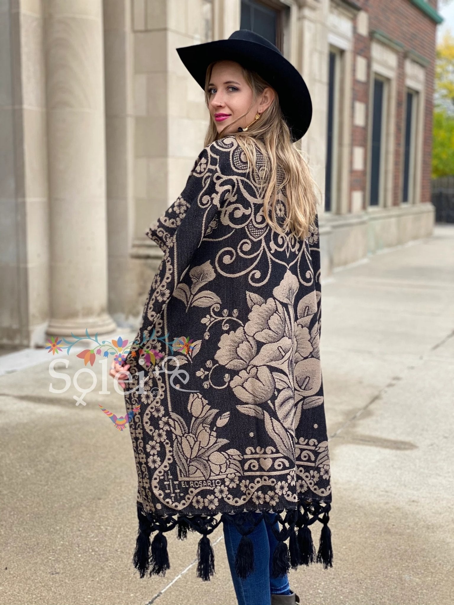 Mexican Traditional Calla Lily Poncho. Gaban Alcatraz Fino. - Solei Store