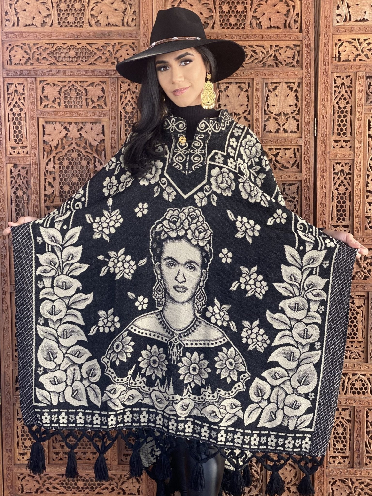 Mexican Traditional Frida Kahlo Poncho. Gaban Frida Kahlo. - Solei Store