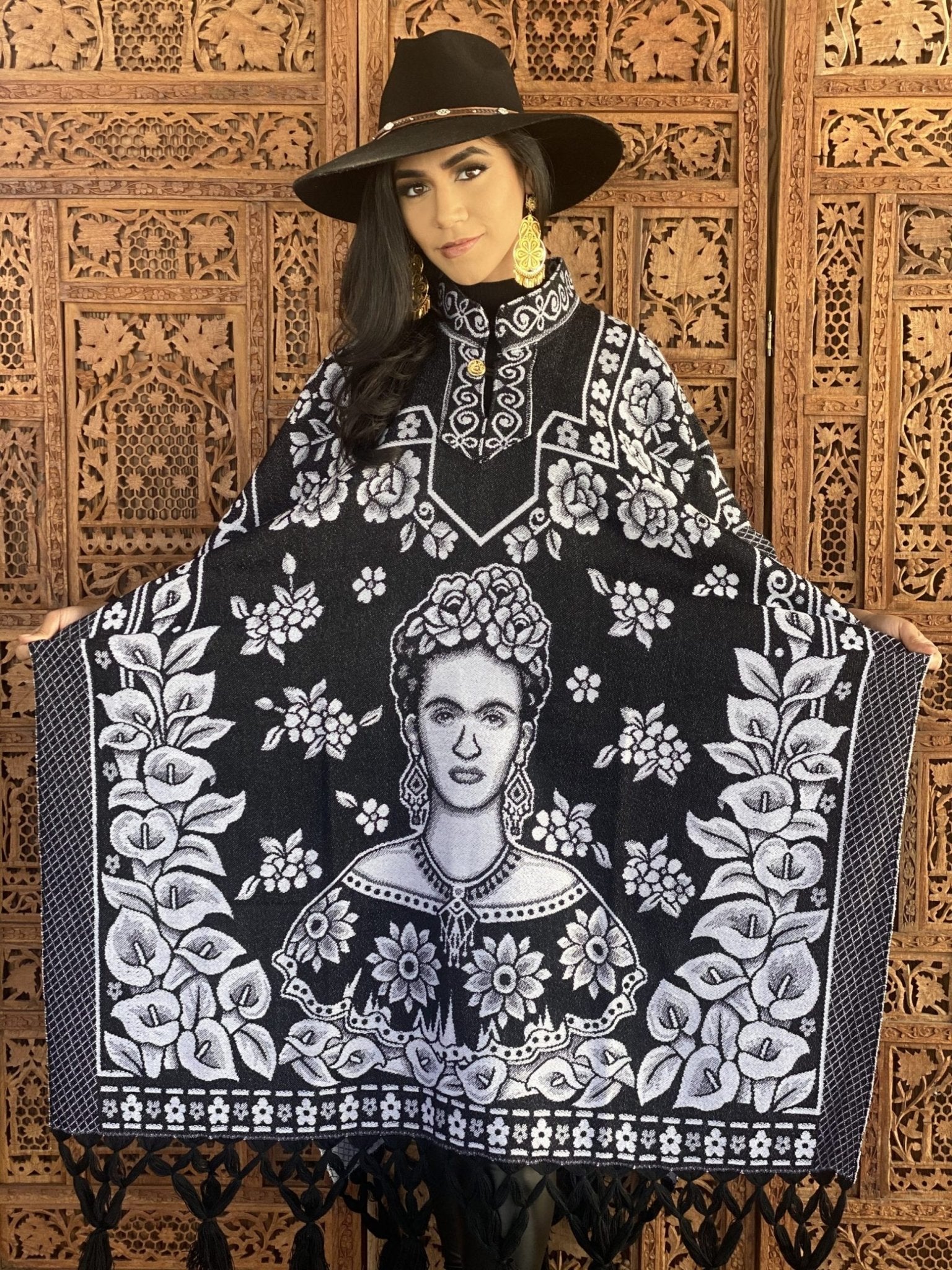 Mexican Traditional Frida Kahlo Poncho. Gaban Frida Kahlo. - Solei Store