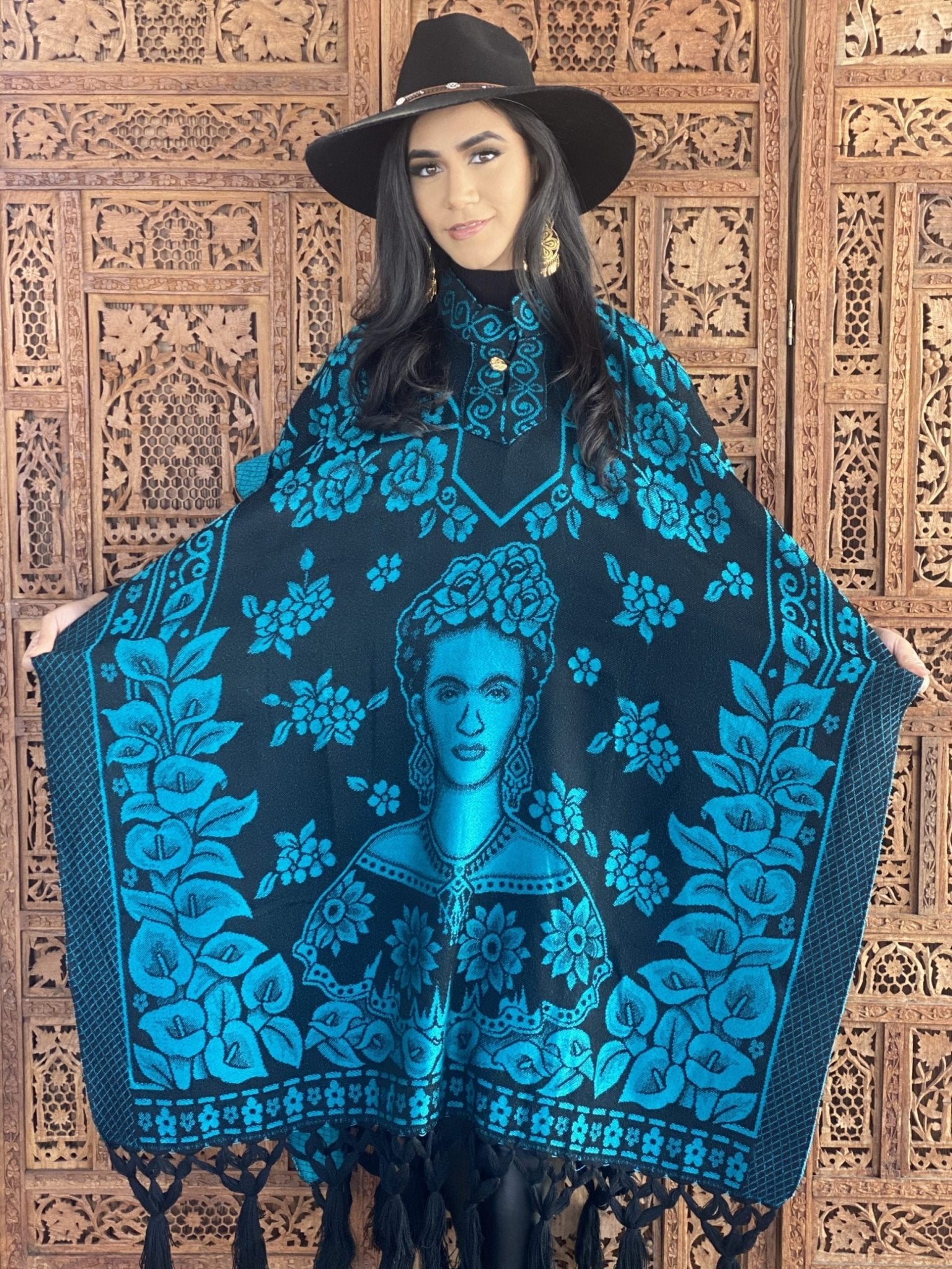 Mexican Traditional Frida Kahlo Poncho. Gaban Frida Kahlo. - Solei Store