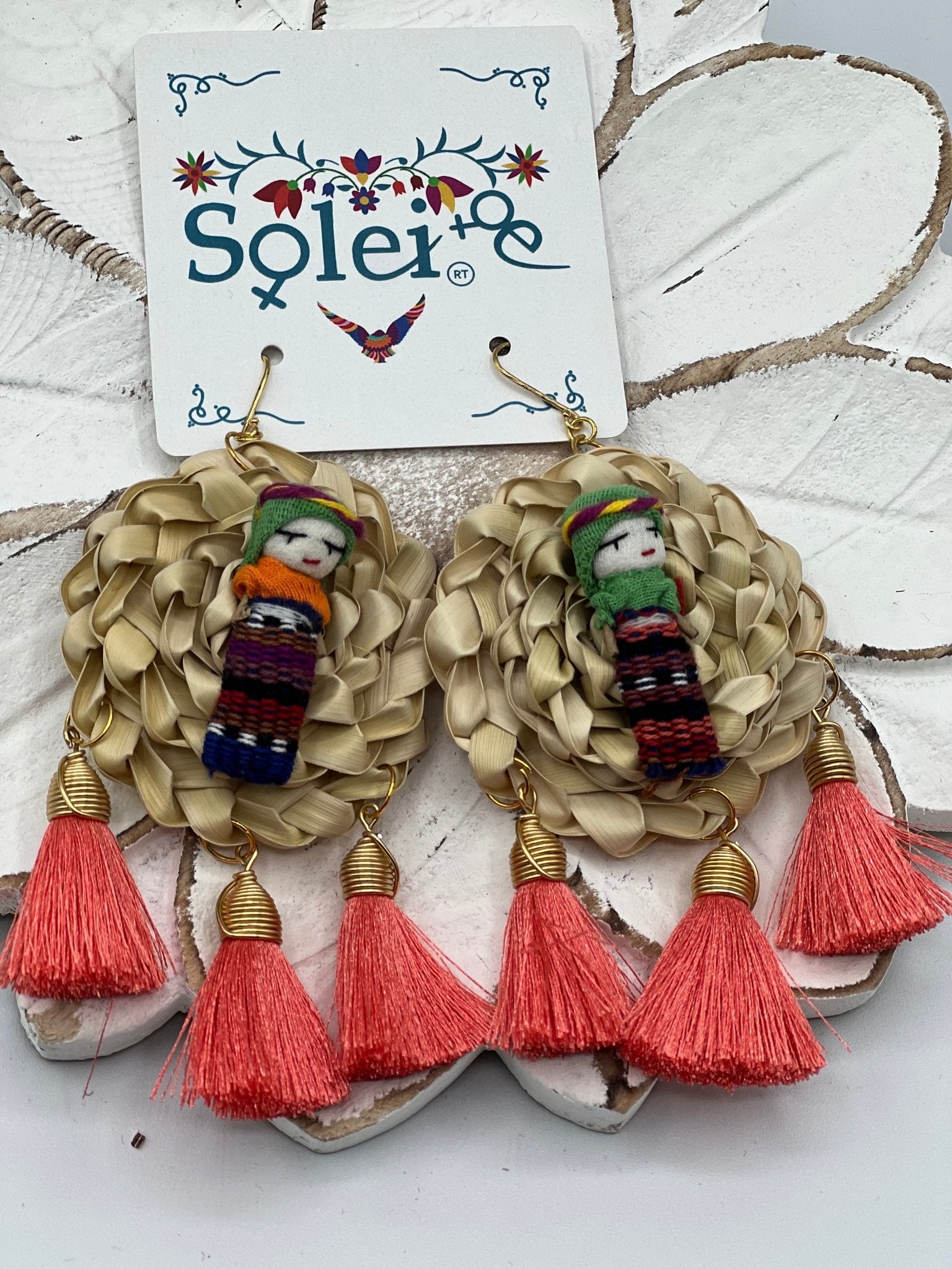 Mexican Traditional Palm Leaf Earrings. Muñequita Quitapena Earrings. - Solei Store