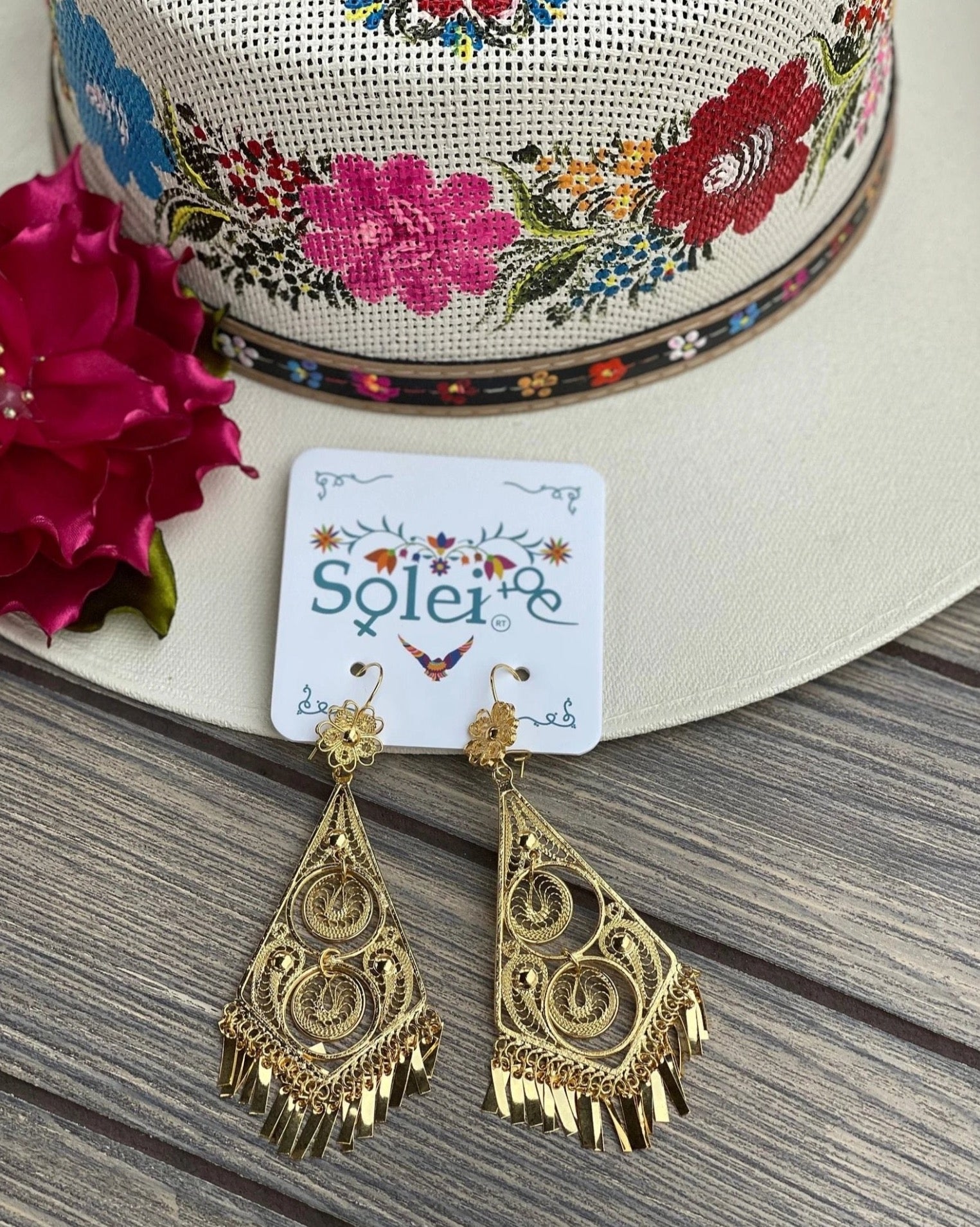 Mexican Triangle Filigree Earrings. Aretes Triangulo - Solei Store