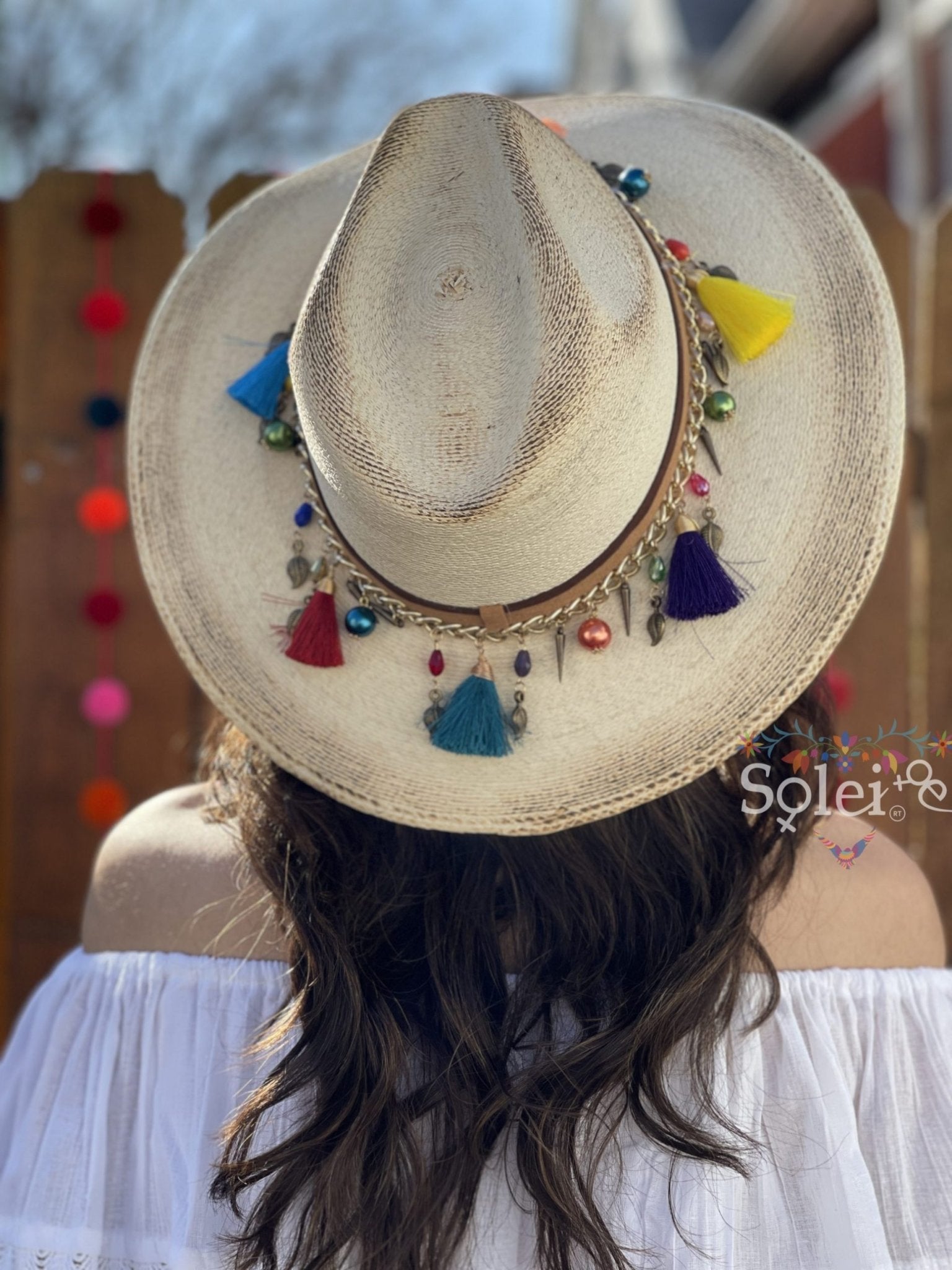 Pompones Sombrero. Mexican Palm Hat with Charms. - Solei Store