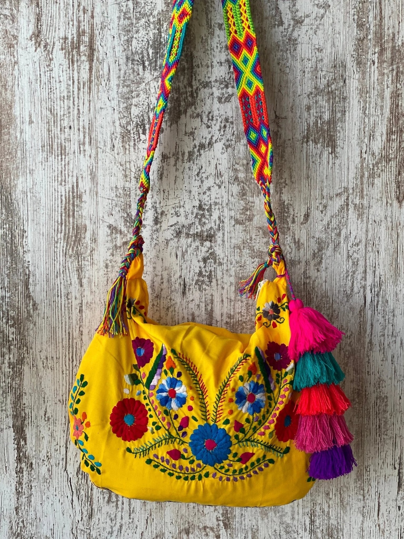 Traditional Mexican Embroidered Bag with PomPom Tassel. Morral Tehuacan with PomPom Tassel - Solei Store