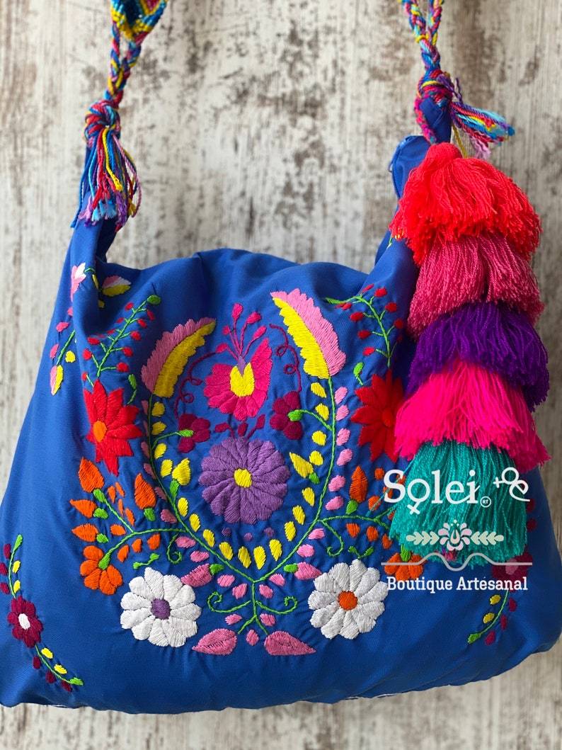 Traditional Mexican Embroidered Bag with PomPom Tassel. Morral Tehuacan with PomPom Tassel - Solei Store