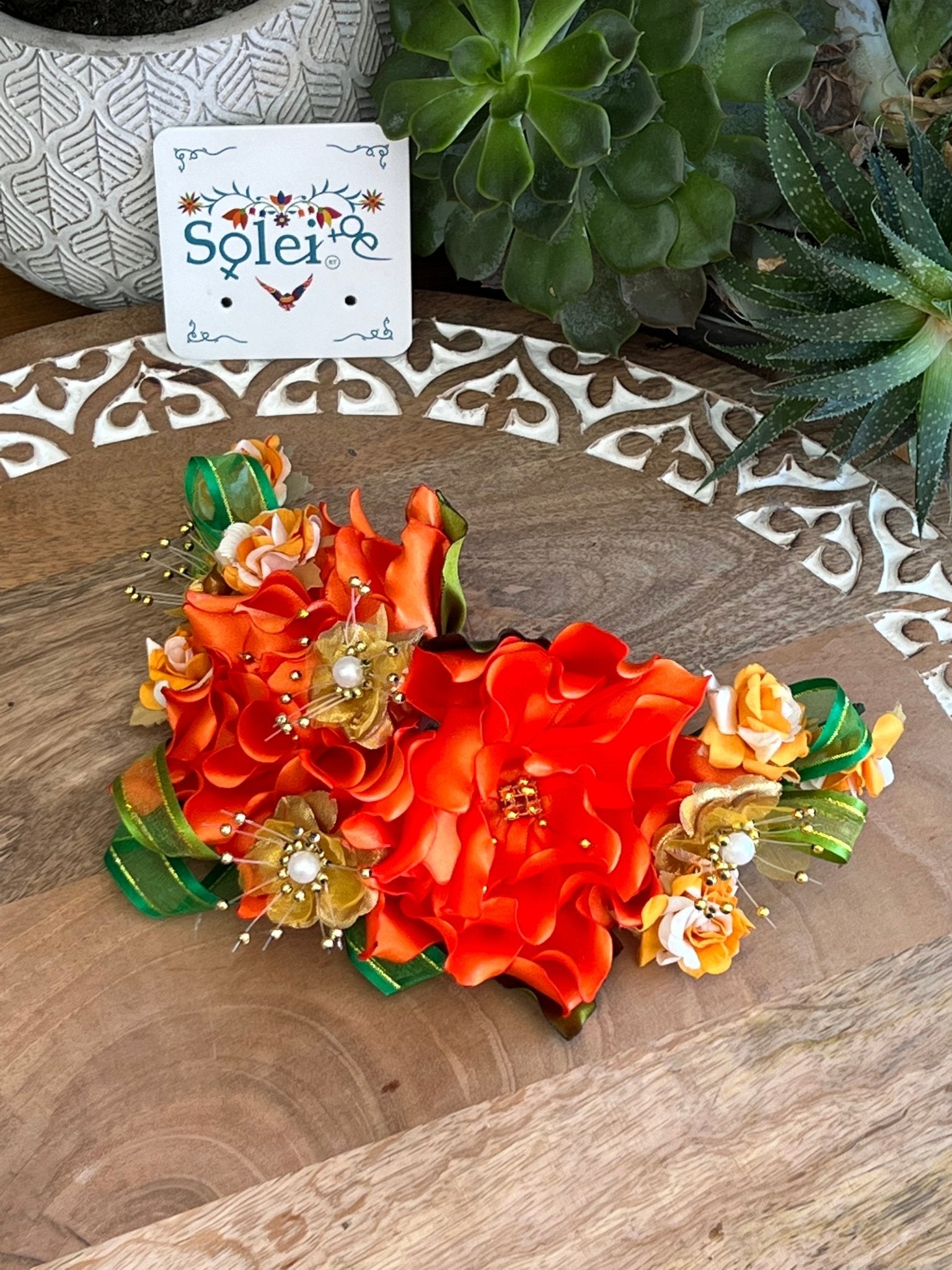 Traditional Mexican Floral Headpiece. Citlali Sencillo Hairpiece. - Solei Store