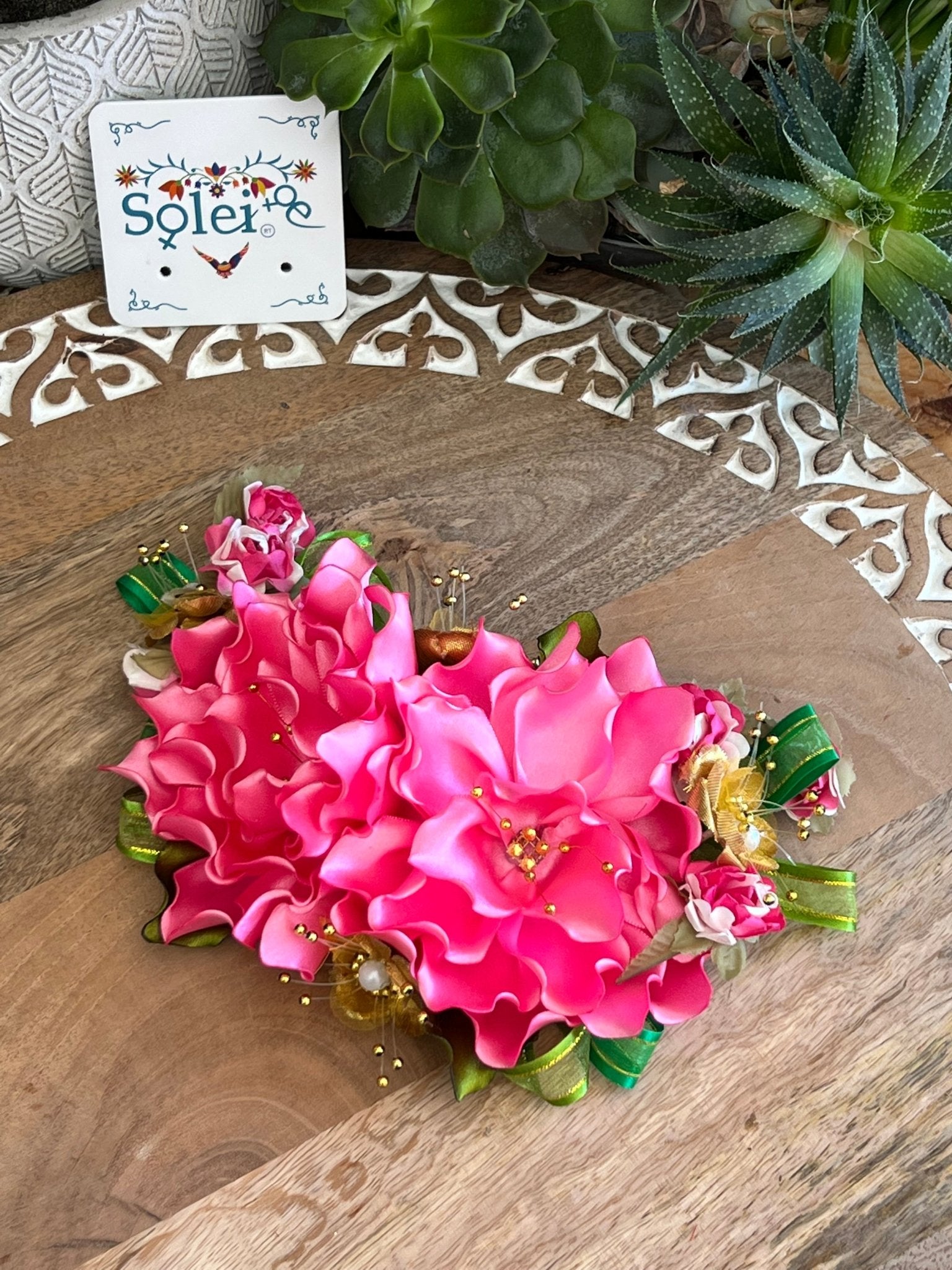 Traditional Mexican Floral Headpiece. Citlali Sencillo Hairpiece. - Solei Store