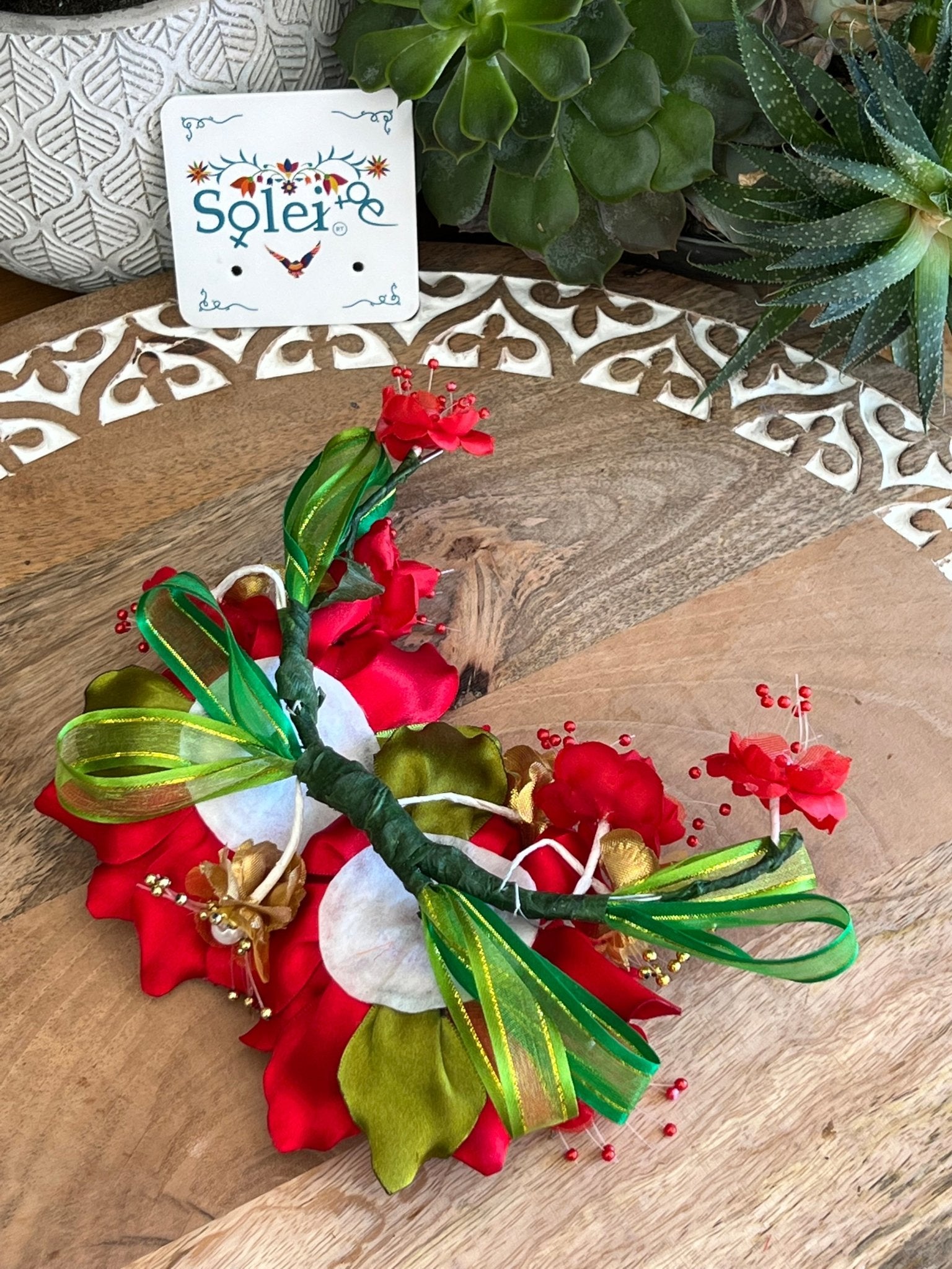 Traditional Mexican Floral Headpiece. Citlali Sencillo Hairpiece. - Solei Store