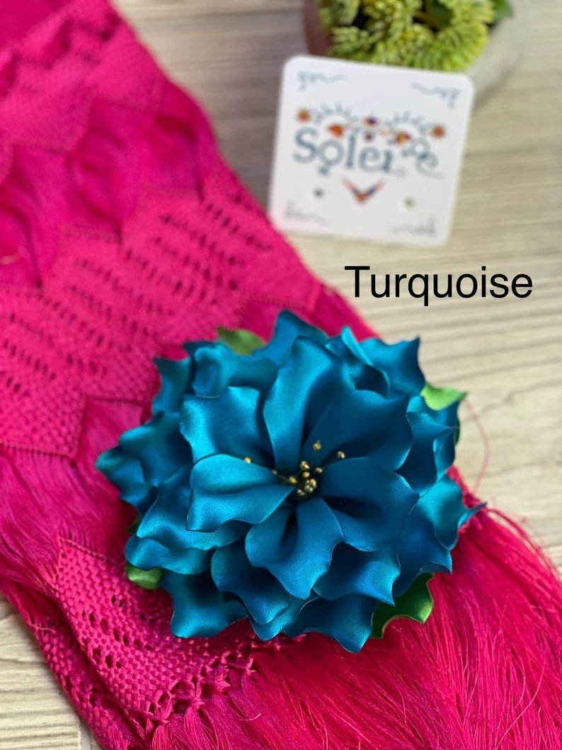 Traditional Mexican Flower Headpiece. Womens Flower Headpiece. Flor Tehuana - Solei Store