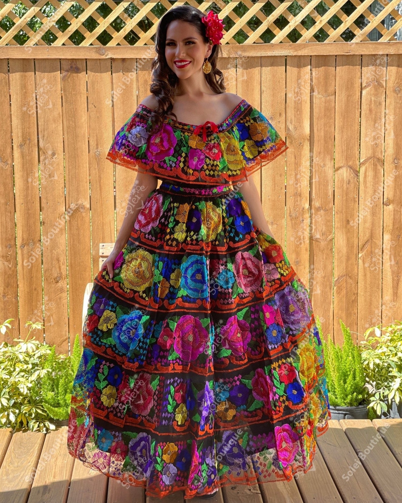 Traditional Mexican Folkloric Chiapaneco Ruedo Sencillo Dress in Black with Silk Multicolor Embroidery