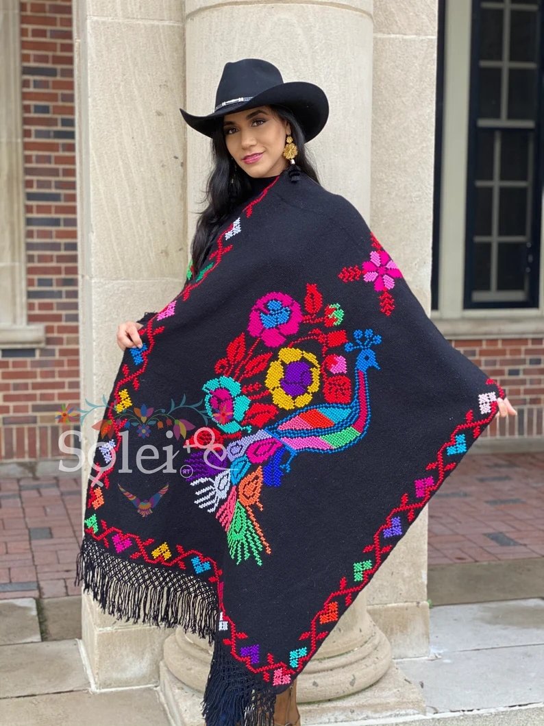 Traditional Mexican Hand Embroidered Shawl. Rebozo Pavo Sencillo - Solei Store