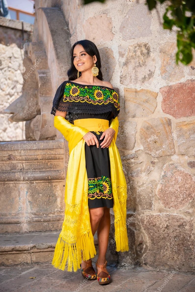 Traditional Mexican Sunflower Embroidered Dress. Vestido Rocio Girasol - Solei Store