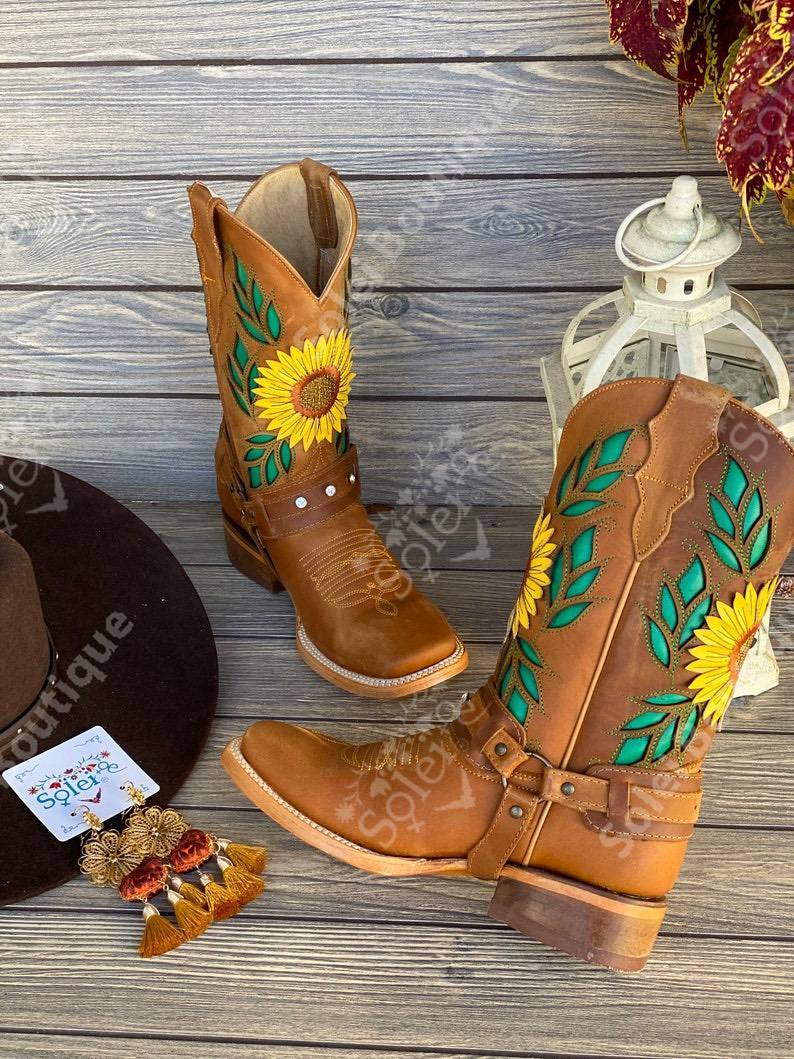 Women's Artisanal Mexican Boot. Leather Sunflower Embroidered Boot. Girasol Boots - Solei Store