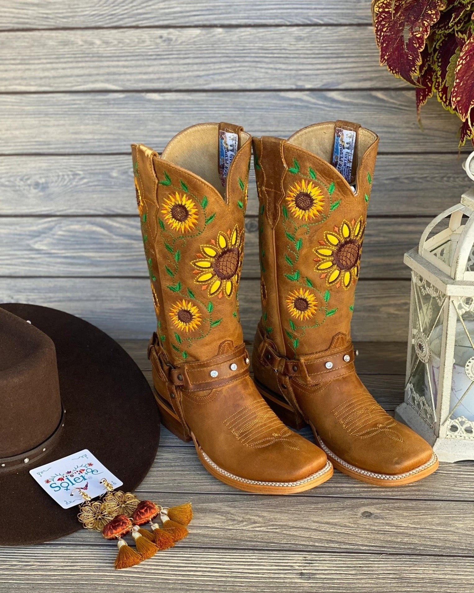 Women's Artisanal Mexican Leather Sunflowers Embroidered Boots. Girasoles Boots - Solei Store